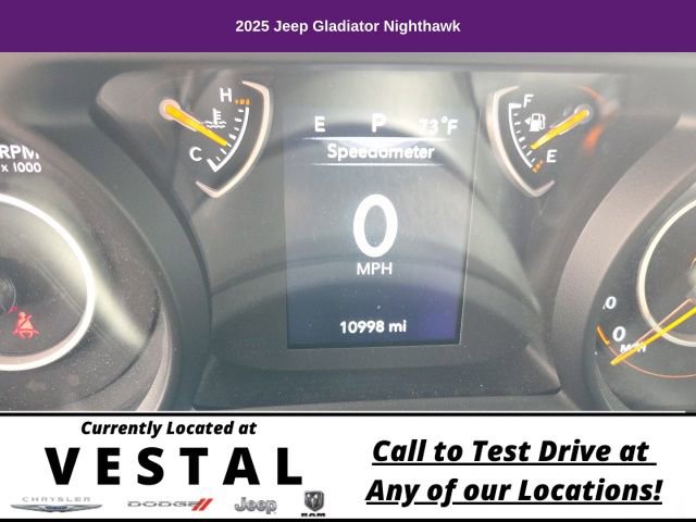 Used 2025 Jeep Gladiator Sport image 15
