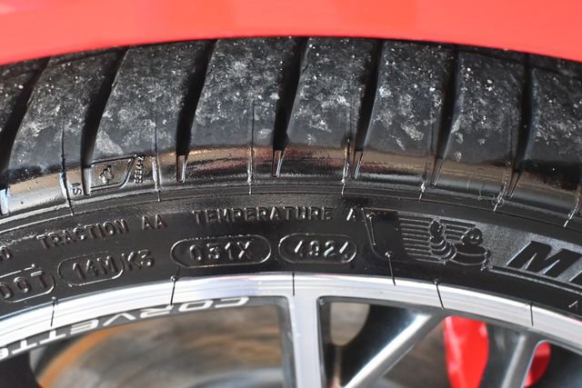 Used 2025 Chevrolet Corvette Stingray Premium Conv w/ Z51 Performance Package image 26