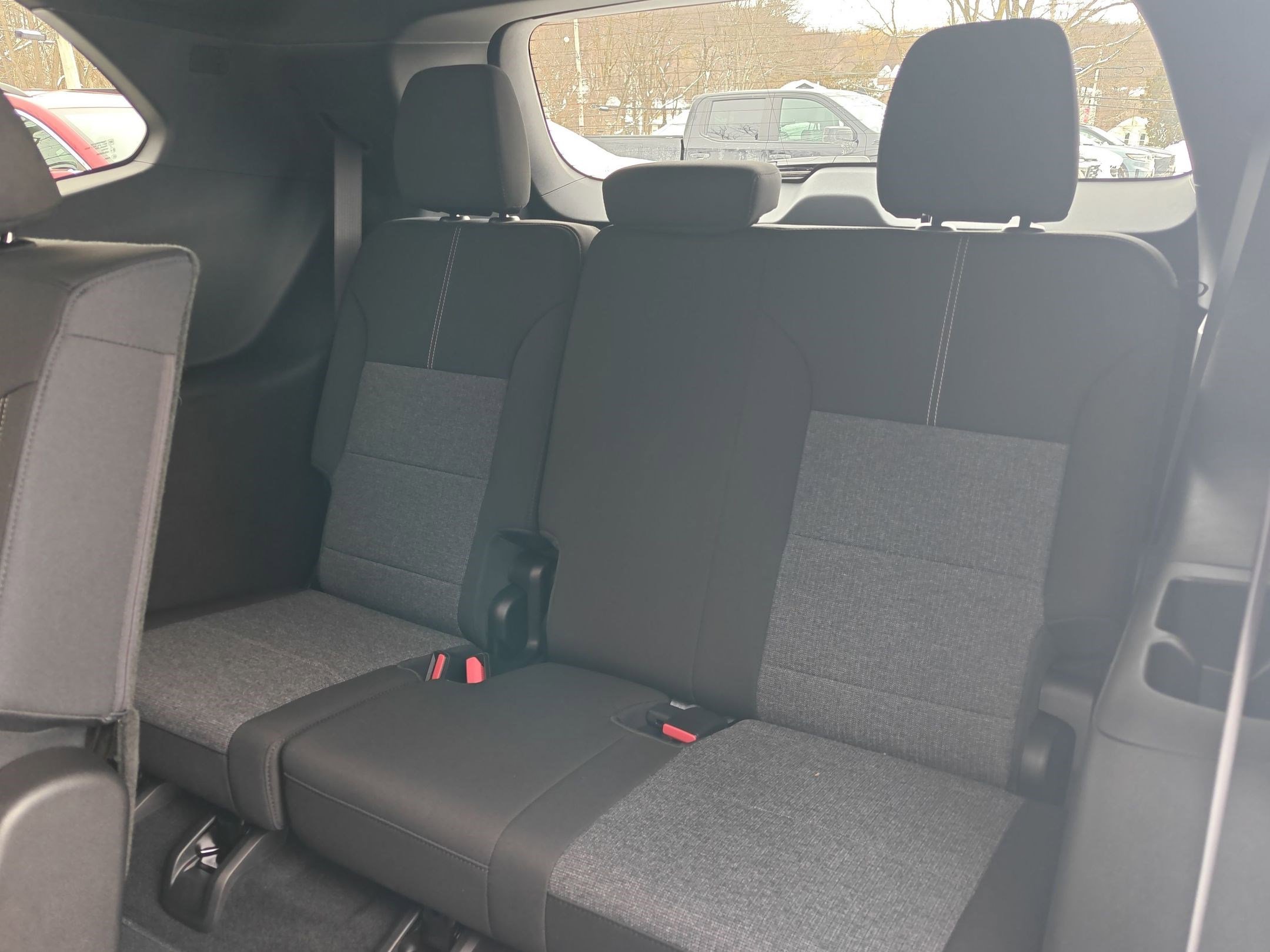 Used 2025 GMC Acadia Elevation w/ LPO, Floor Liner Package image 29