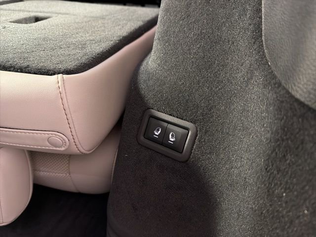 New 2026 Jeep Grand Wagoneer Summit w/ Rear Seat Video Group I image 33