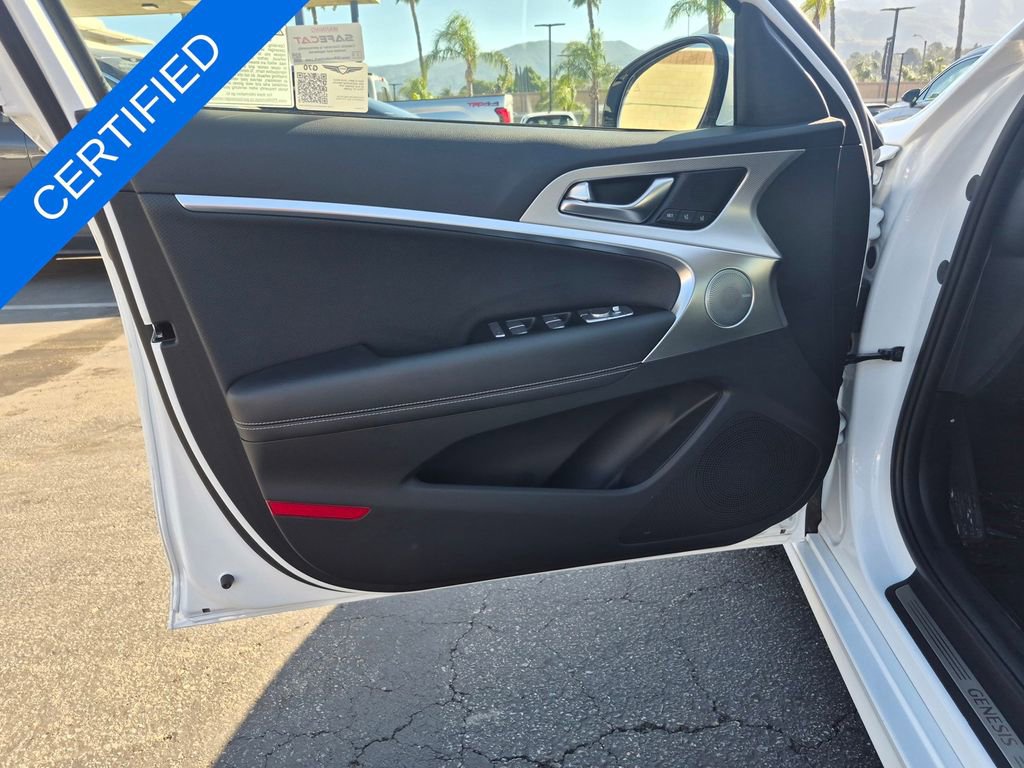 Used 2026 Genesis G70 2.5T Prestige image 11