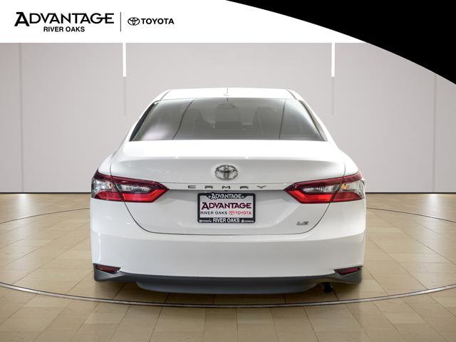 Used 2024 Toyota Camry LE FWD image 6