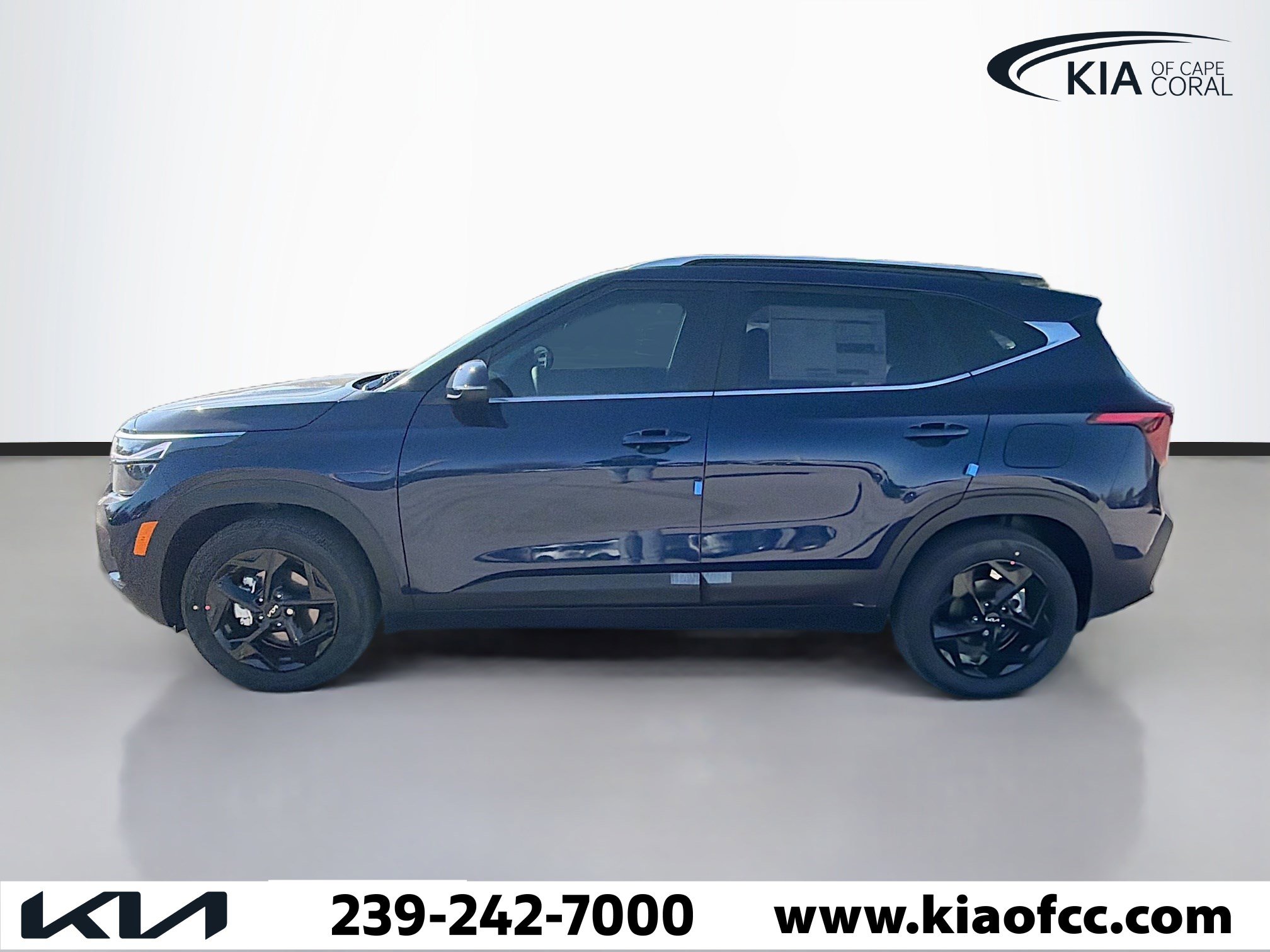 New 2026 Kia Seltos EX image 2