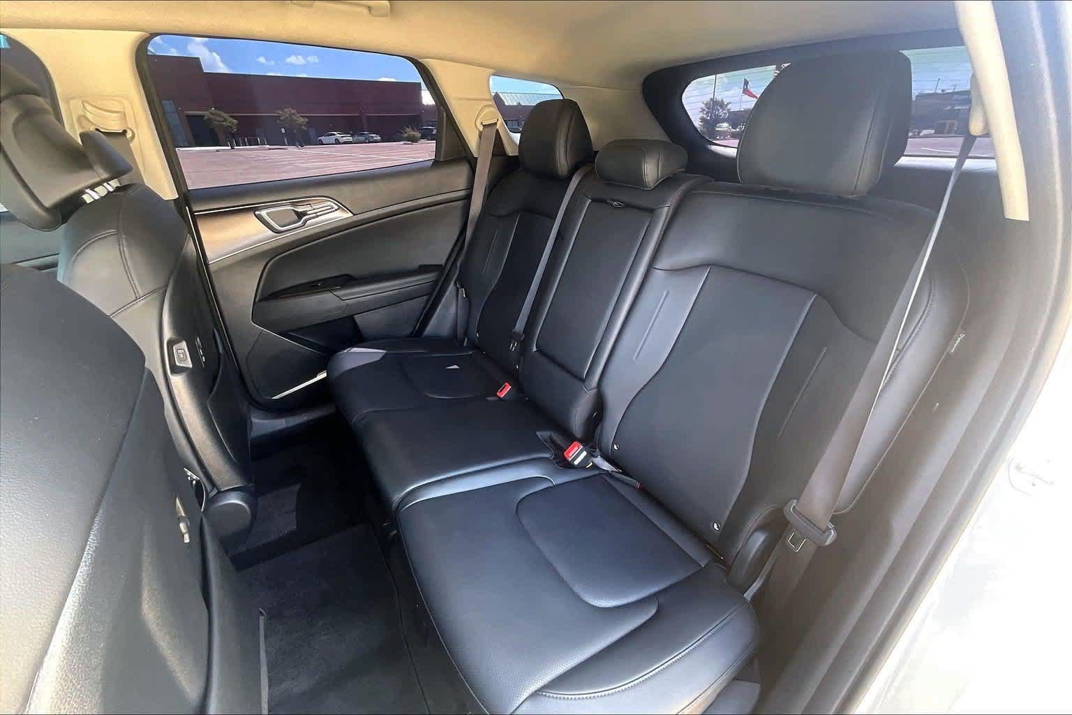 Certified 2024 Kia Sportage EX FWD image 27