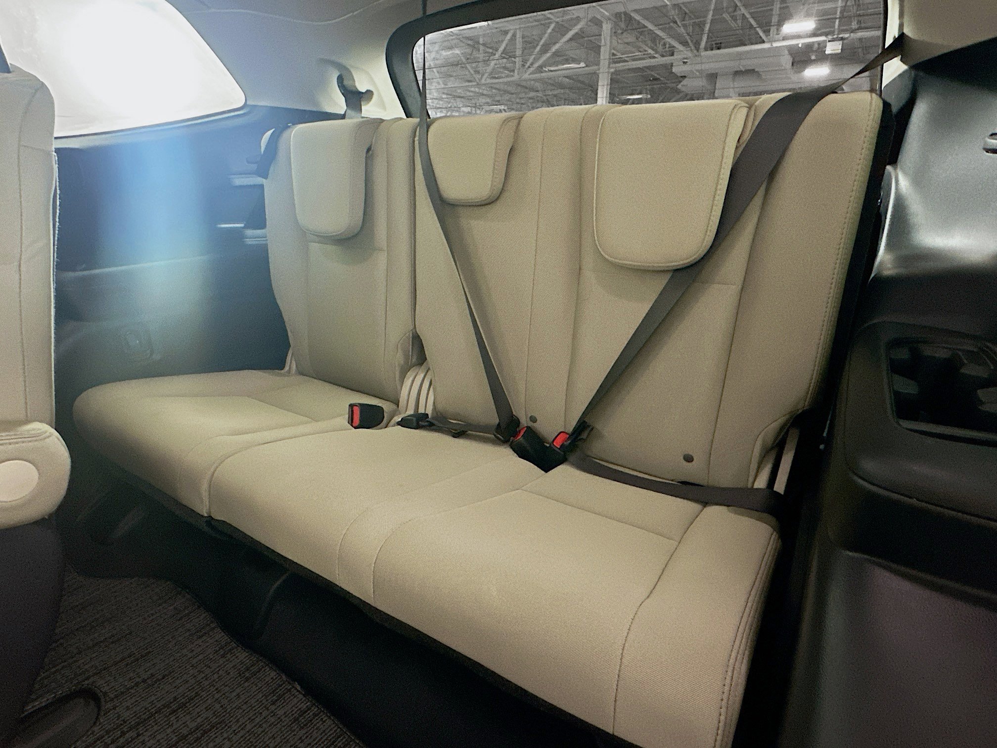 Used 2025 Subaru Ascent Premium image 28