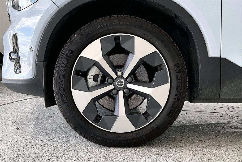Used 2026 Volvo XC40 B5 Plus AWD/4WD image 10