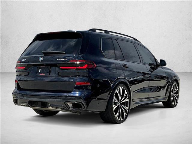 Used 2024 BMW X7 xDrive40i w/ M Sport Package image 2