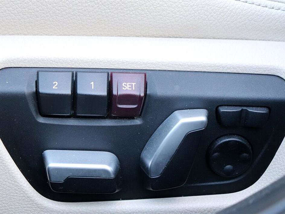 Used 2016 BMW 328i Sedan image 31