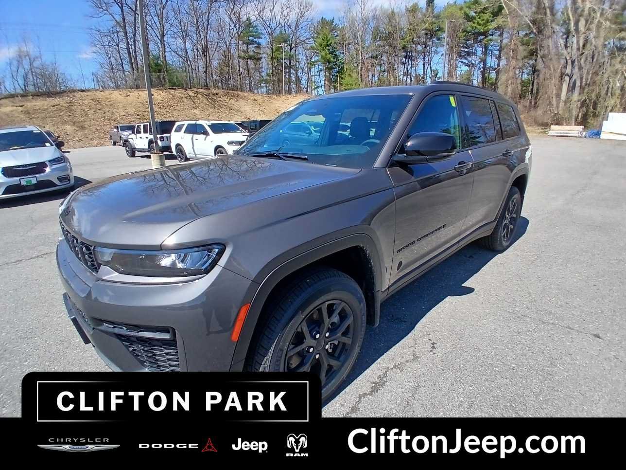 New 2026 Jeep Grand Cherokee L 4WD image 1