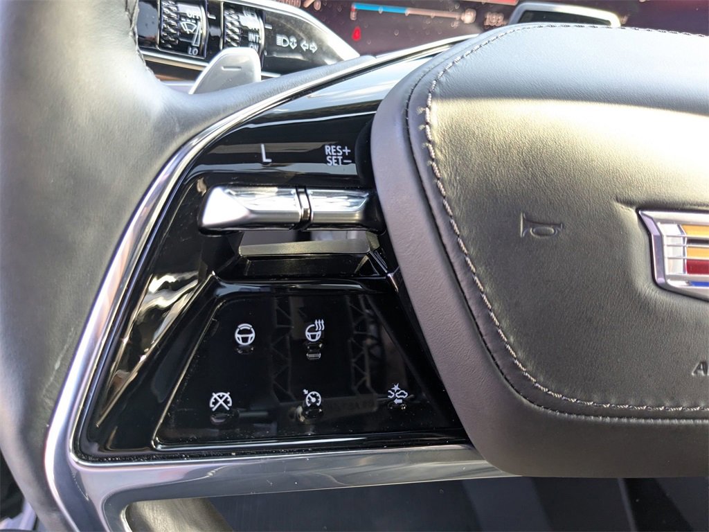 Certified 2025 Cadillac Escalade Premium Luxury Platinum image 17