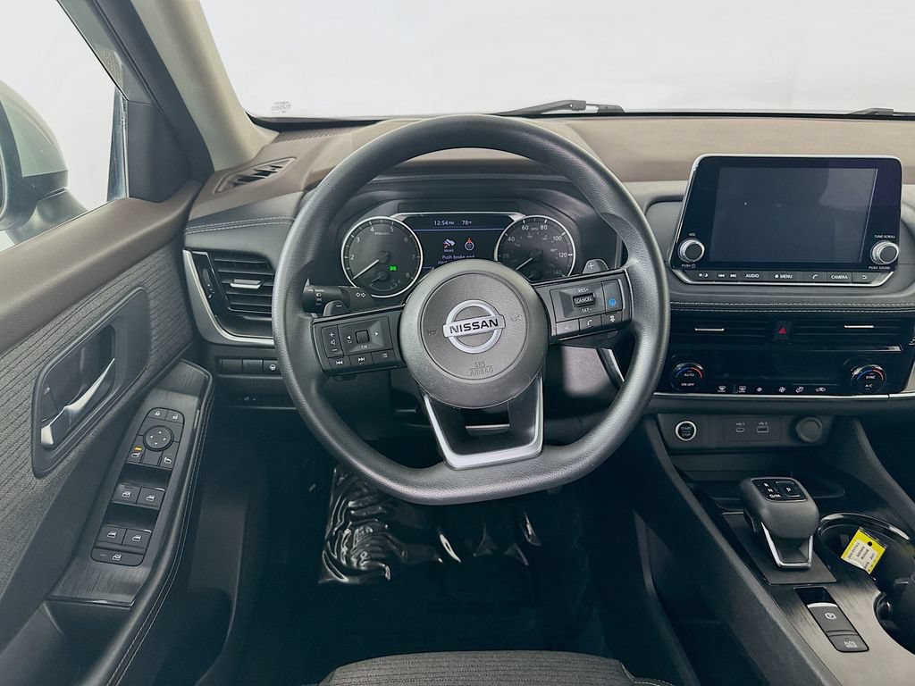 Used 2021 Nissan Rogue SV AWD/4WD image 28