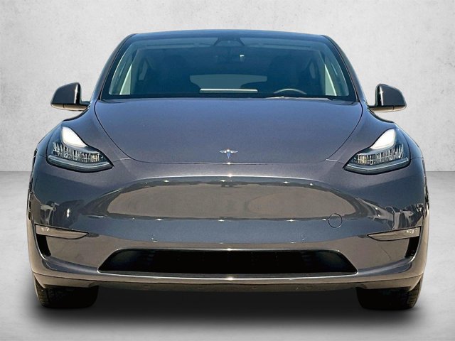 Used 2022 Tesla Model Y Long Range AWD/4WD image 3
