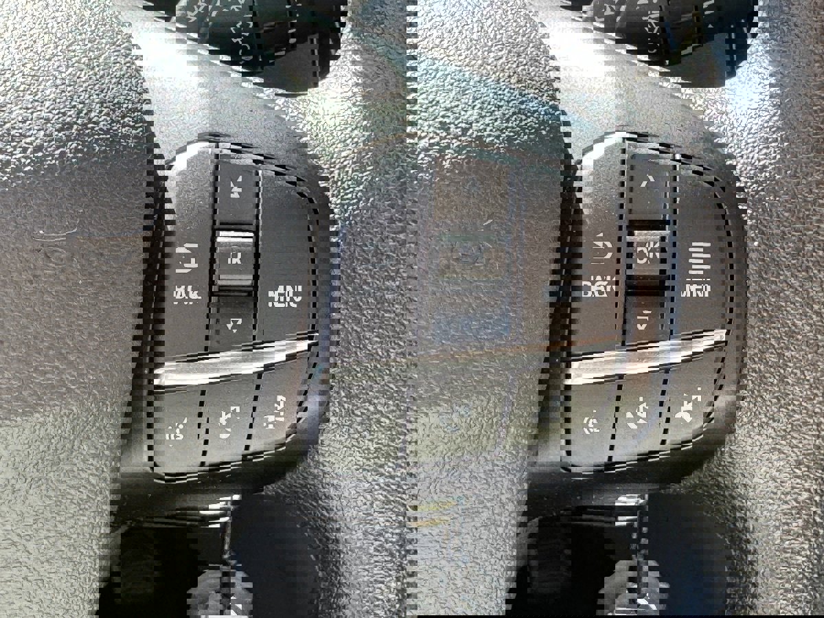 Used 2025 Ford Transit 350 XLT image 32