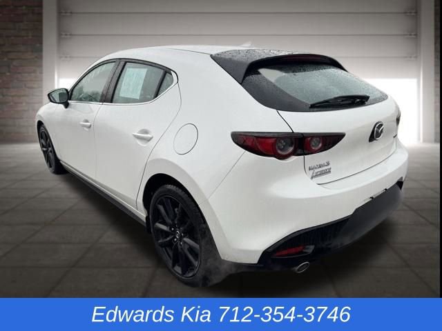 Used 2019 MAZDA MAZDA3 Hatchback w/ Premium Package image 6