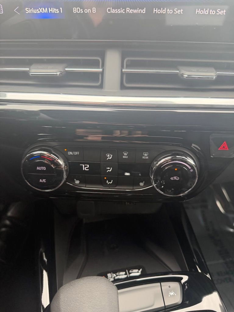 New 2026 Chevrolet Trax RS w/ Sunroof Package image 16