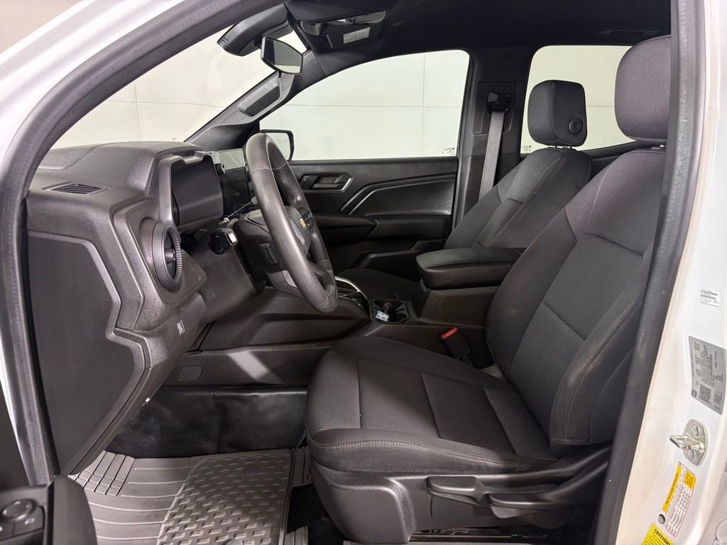 Used 2024 Chevrolet Colorado W/T w/ WT Convenience Package image 18