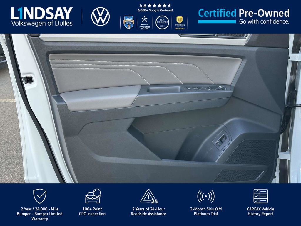 Certified 2023 Volkswagen Atlas SE w/ Black Wheel Package image 9
