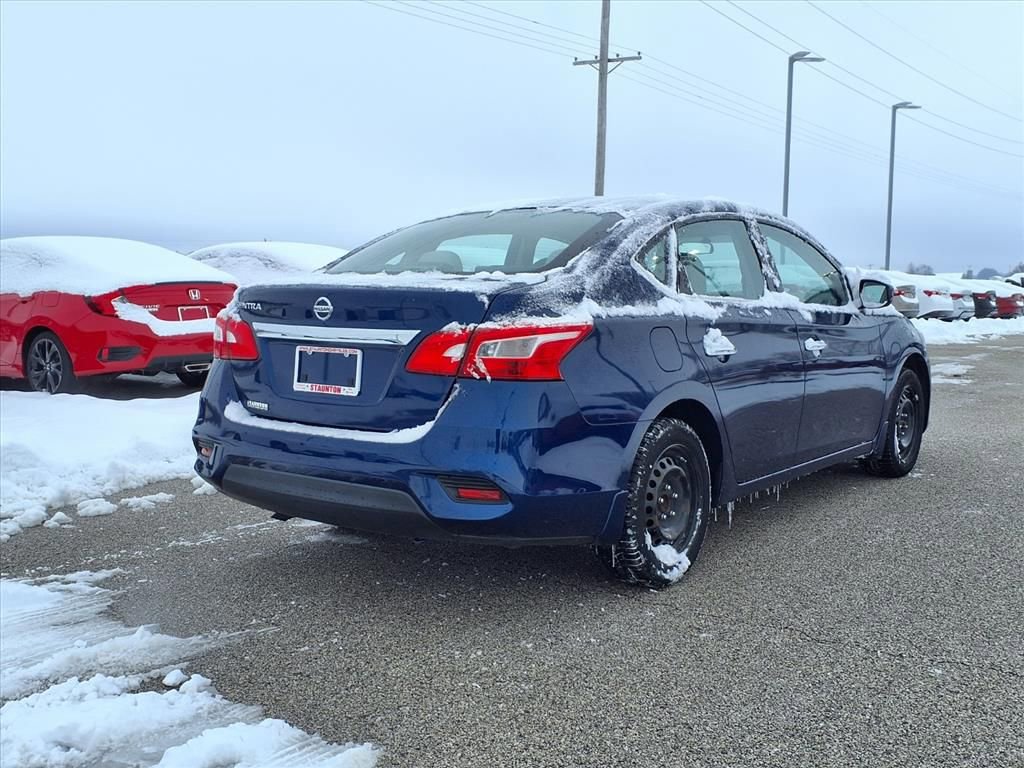 Used 2016 Nissan Sentra S image 3