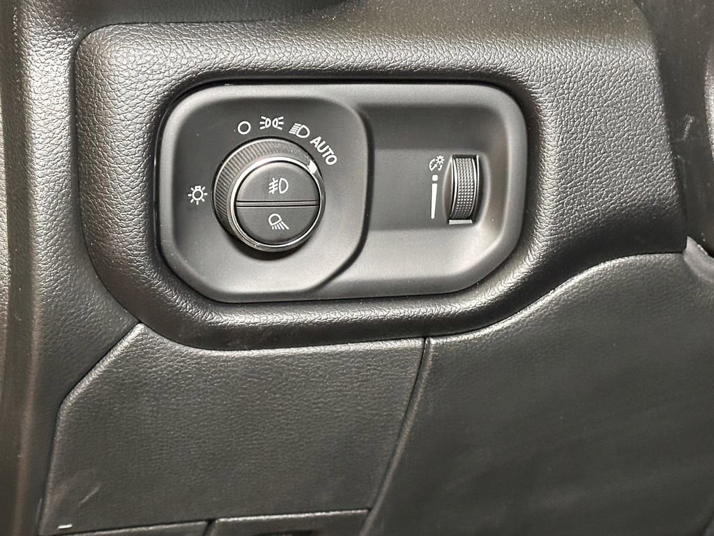 New 2026 RAM 2500 Big Horn AWD/4WD image 20