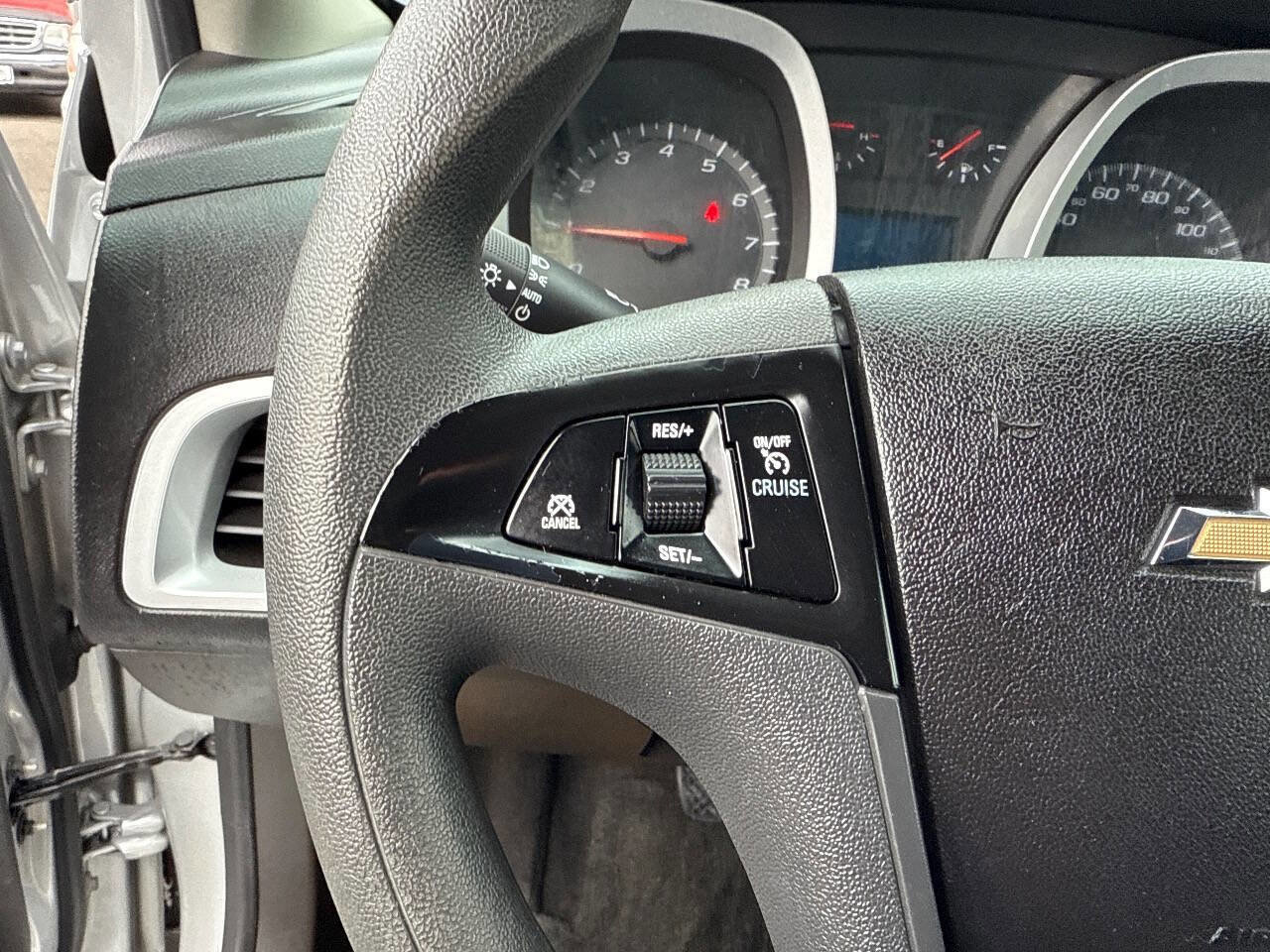 Used 2015 Chevrolet Equinox LS image 26