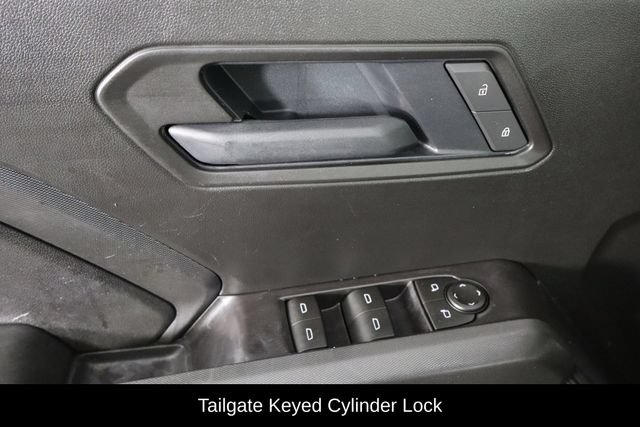 Used 2026 Chevrolet Colorado W/T w/ Advanced Trailering Package AWD/4WD image 19
