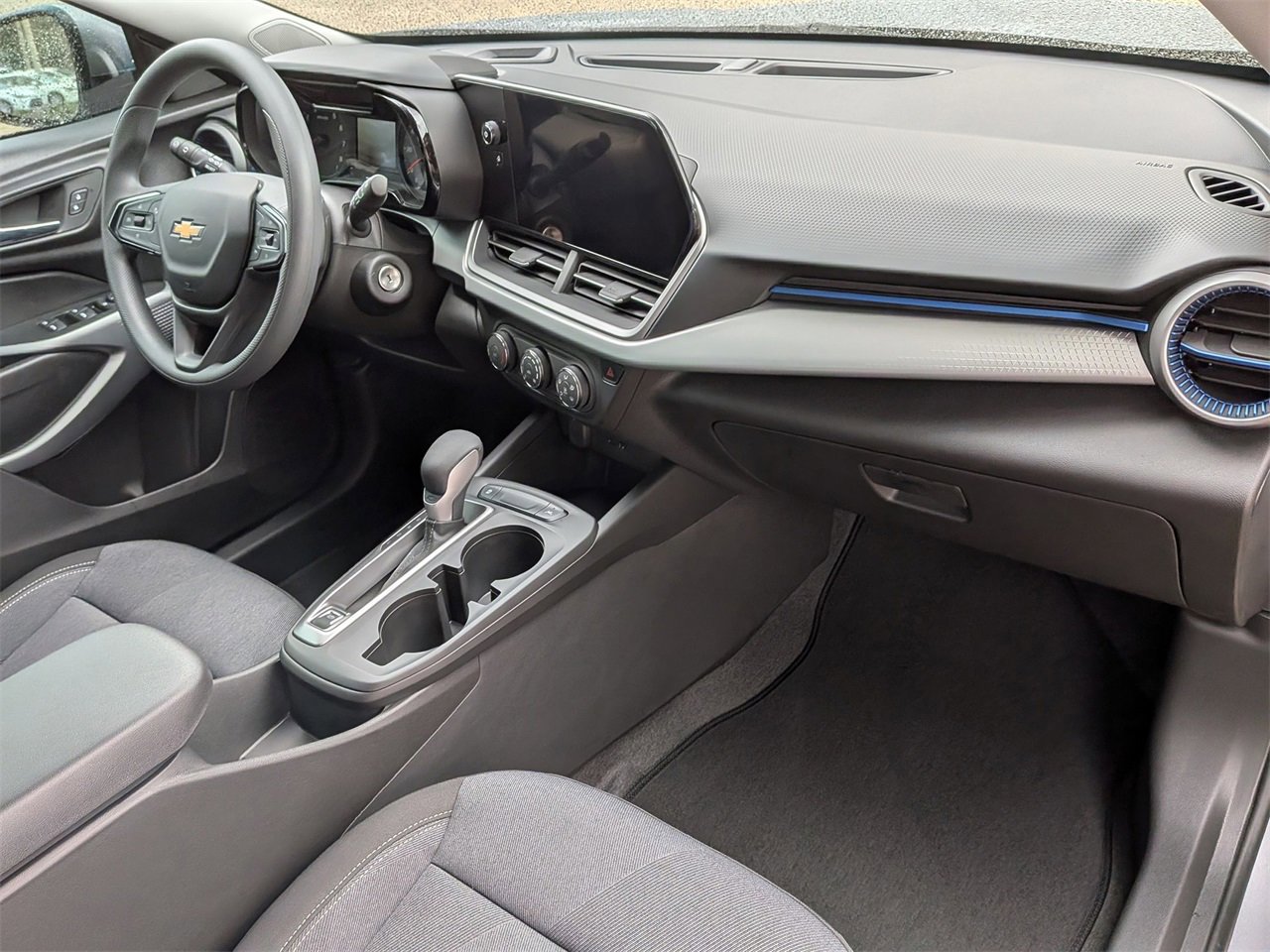 New 2026 Chevrolet Trax LS w/ LS Convenience Package image 25