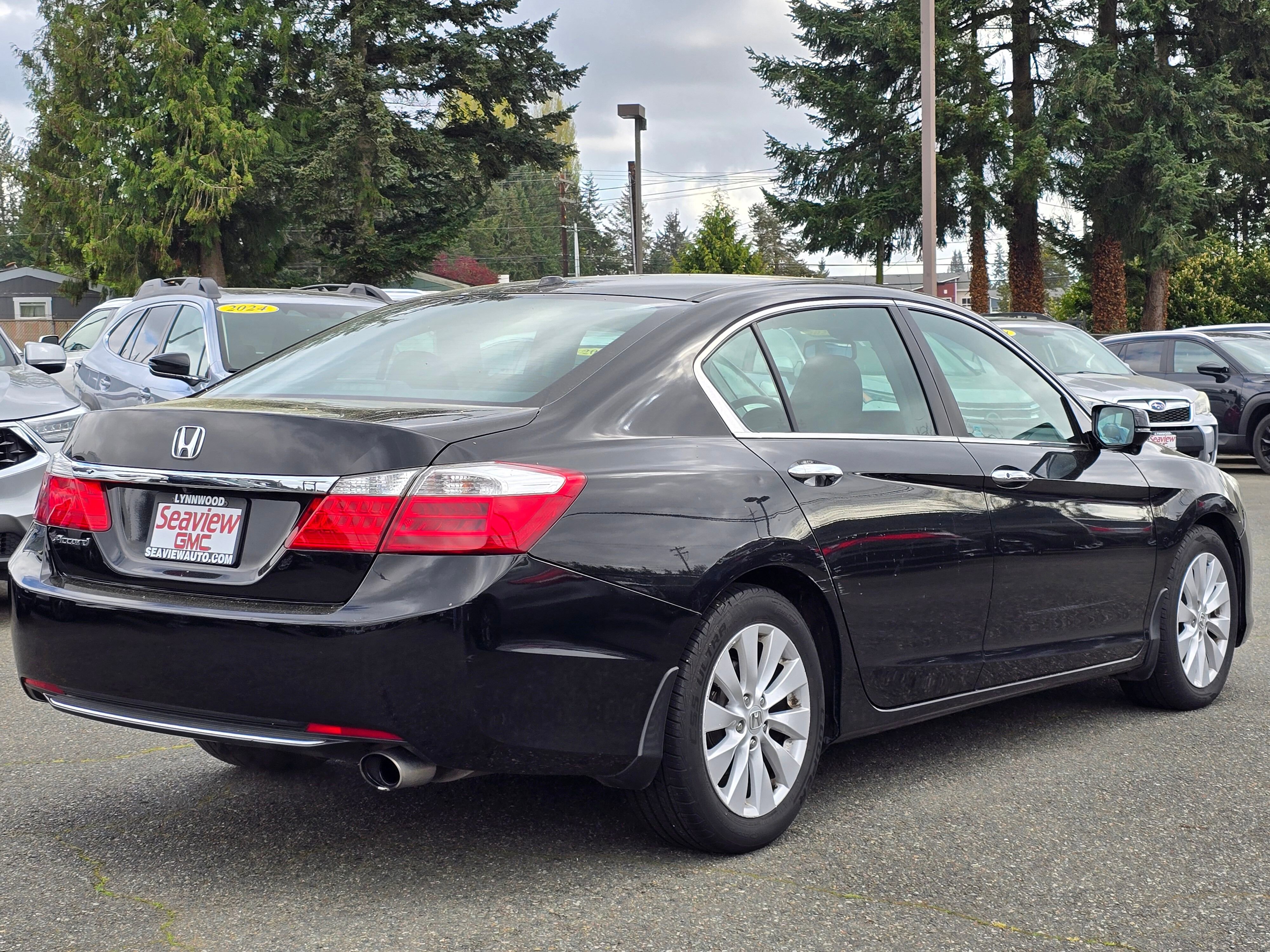 Used 2015 Honda Accord EX-L image 7