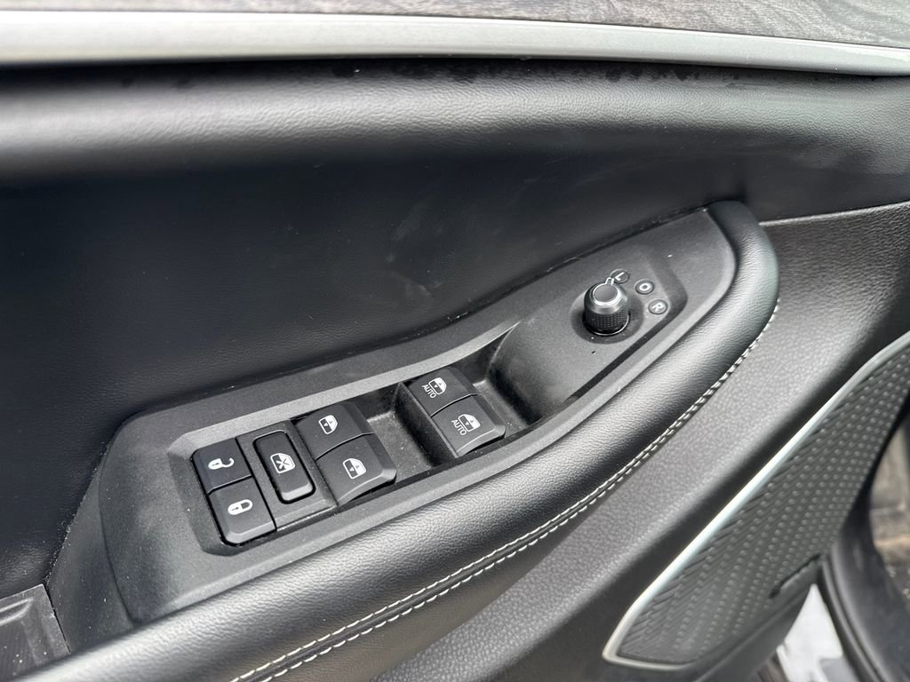 Used 2023 Jeep Grand Cherokee L Limited w/ Luxury Tech Group II AWD/4WD image 13