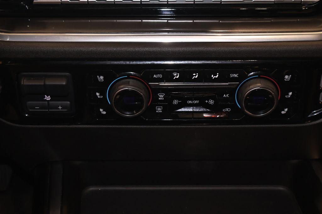 Used 2025 Chevrolet Silverado 2500 High Country w/ High Country Premium Package image 35