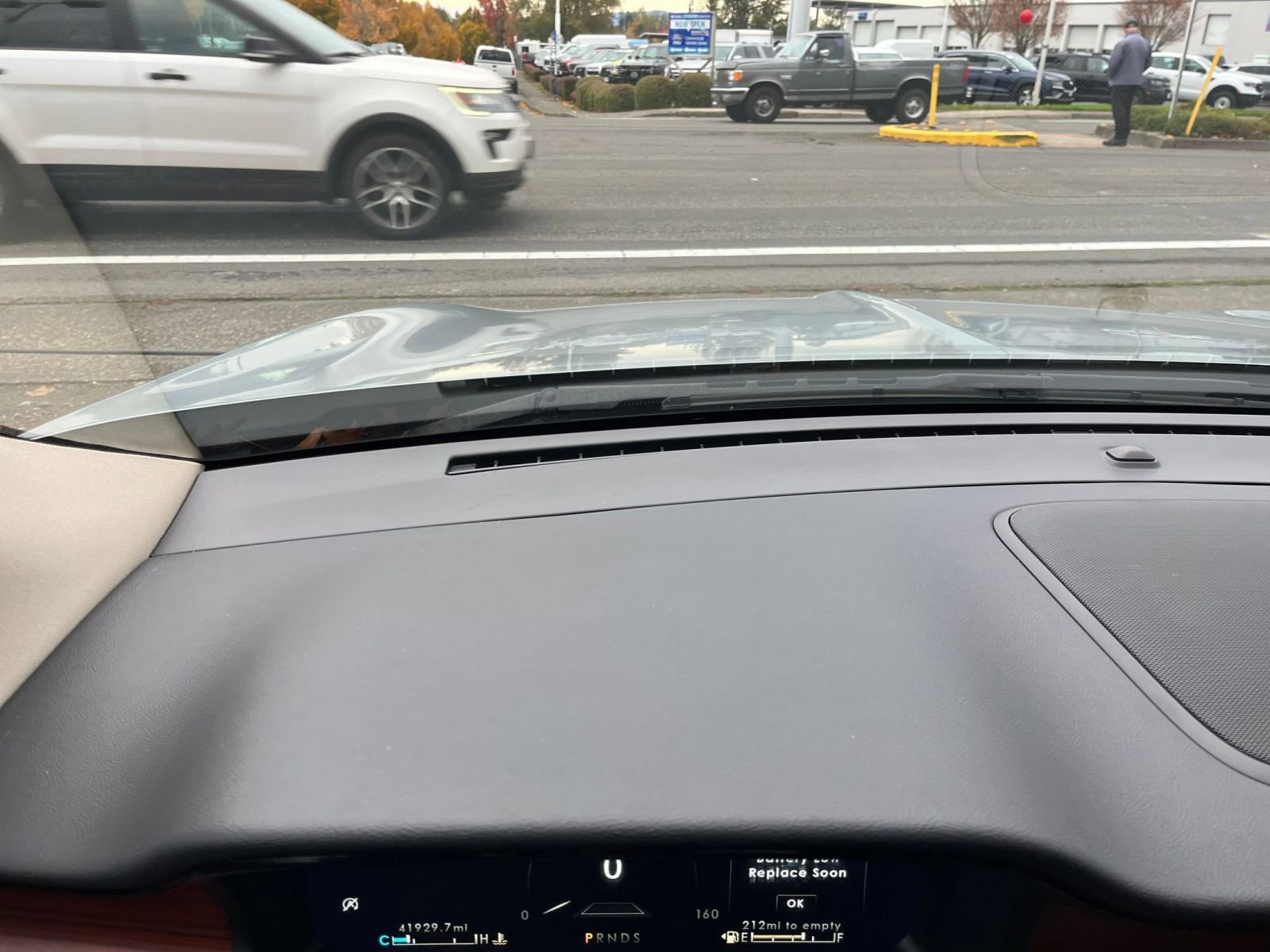 Used 2023 Lincoln Nautilus Reserve w/ Equipment Group 201A image 36