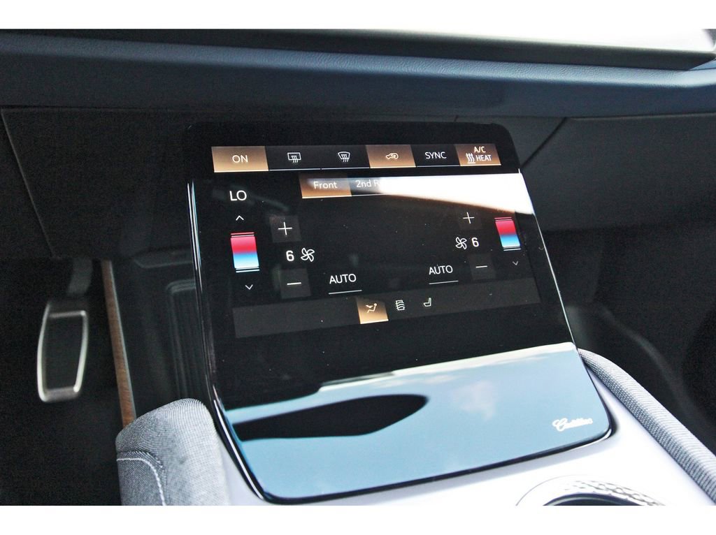 New 2026 Cadillac Vistiq Premium Luxury image 19