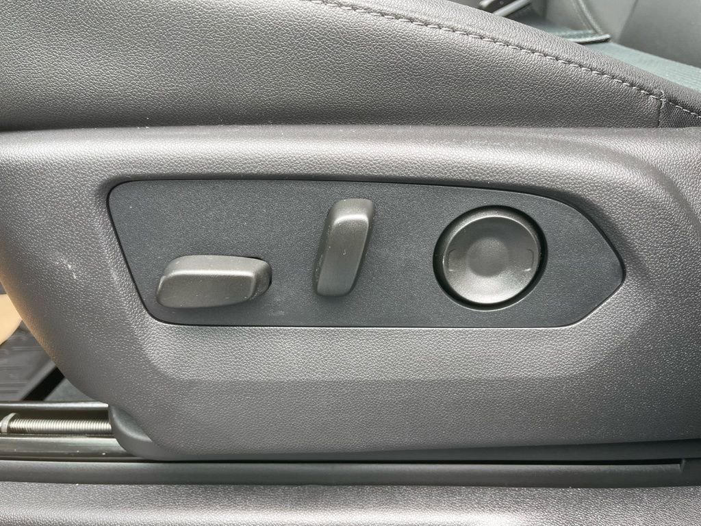 New 2026 Chevrolet Silverado 1500 LTZ w/ LTZ Premium Package image 14