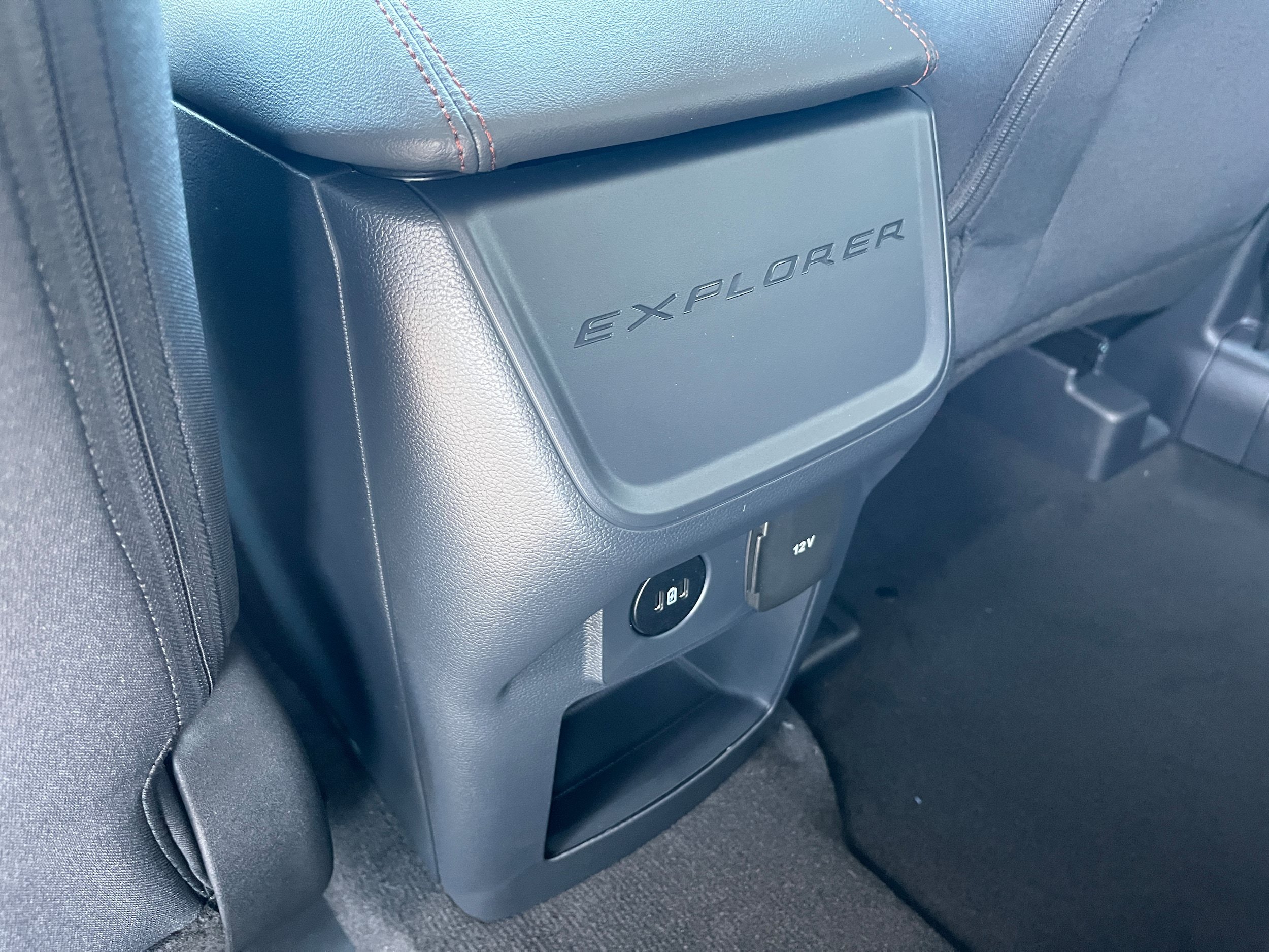New 2026 Ford Explorer Active AWD/4WD image 11