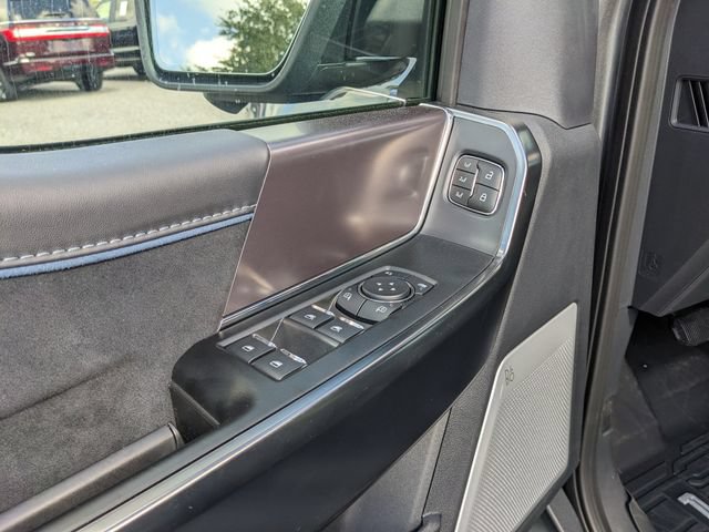 Used 2025 Ford F150 Platinum w/ Equipment Group 702A High AWD/4WD image 20