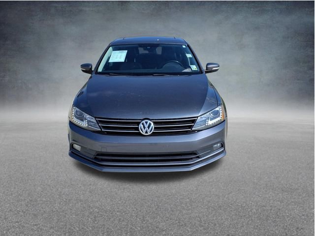 Used 2016 Volkswagen Jetta SEL FWD image 2