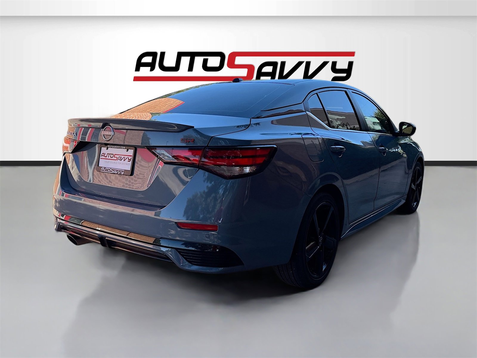 Used 2024 Nissan Sentra SR w/ SR Premium Package image 7
