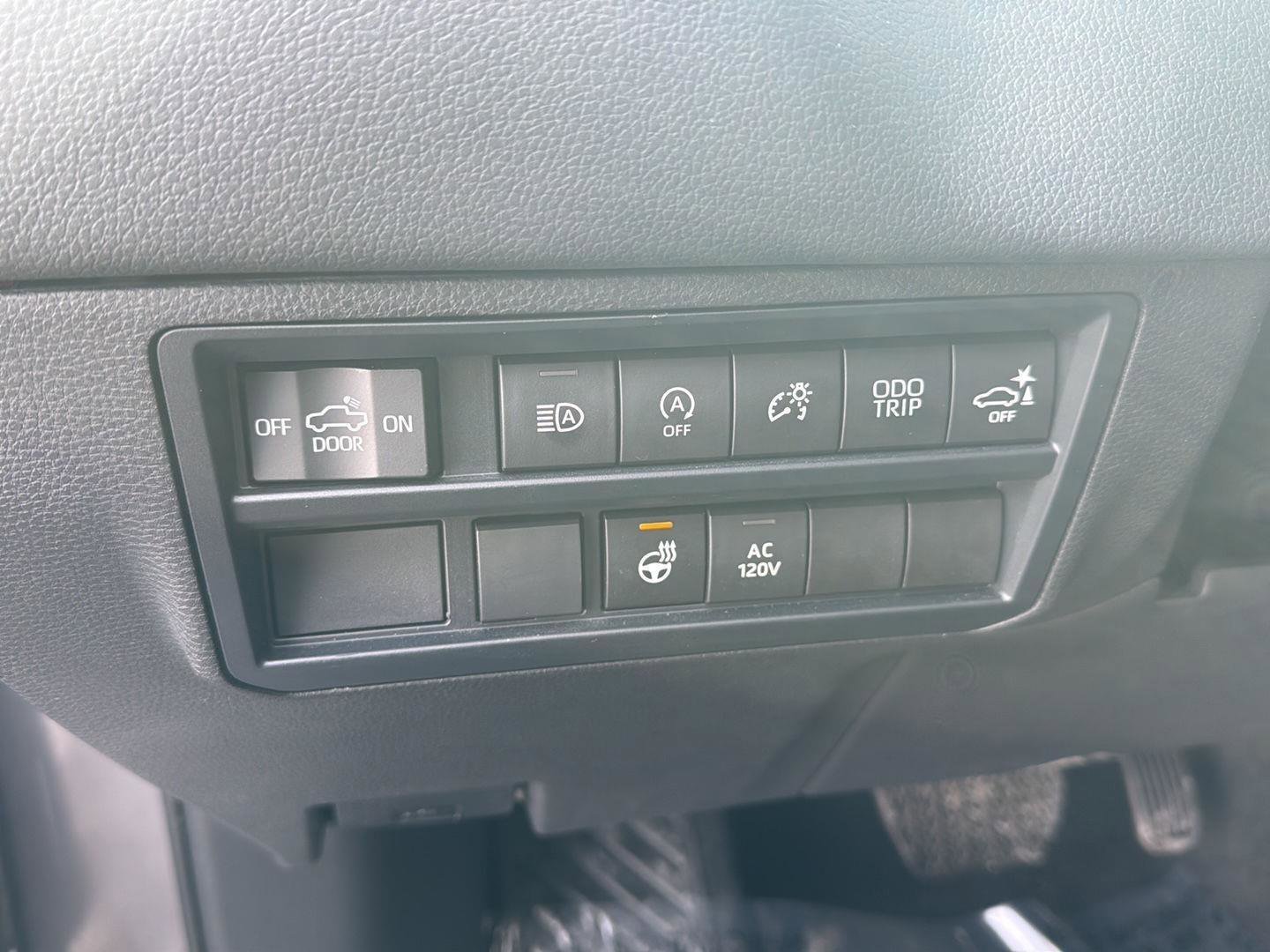 Used 2022 Toyota Tundra Limited AWD/4WD image 27