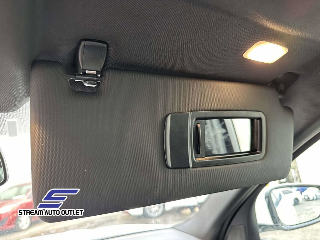 Used 2024 BMW 330i xDrive Sedan w/ Convenience Package image 34