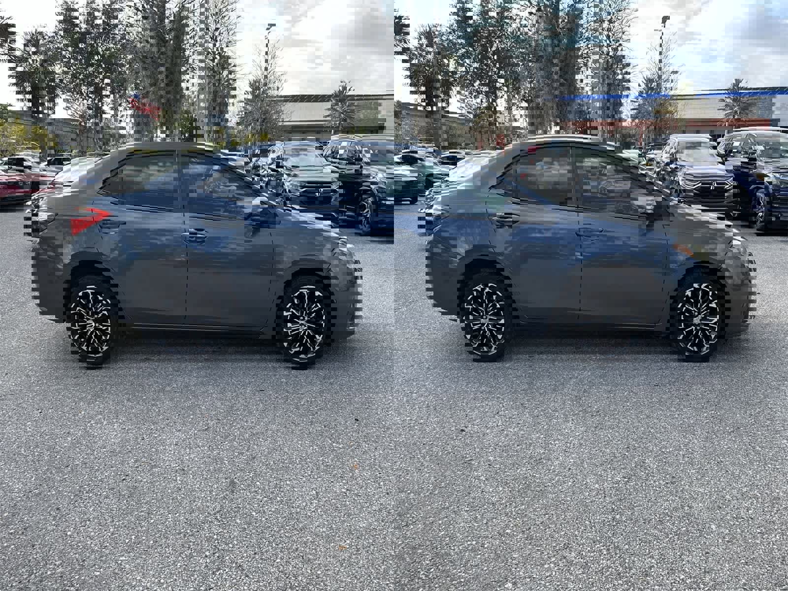 Used 2015 Toyota Corolla S image 7