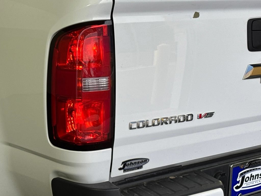 Used 2017 Chevrolet Colorado Z71 AWD/4WD image 12