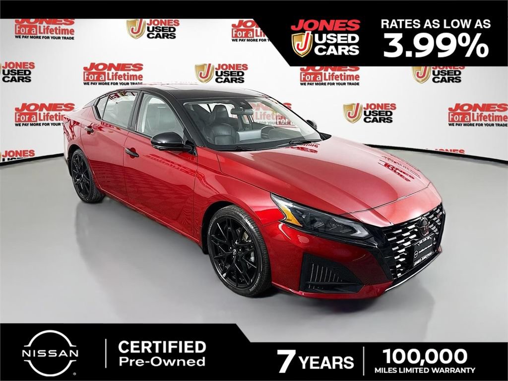 Used 2024 Nissan Altima 2.0 SR FWD image 1