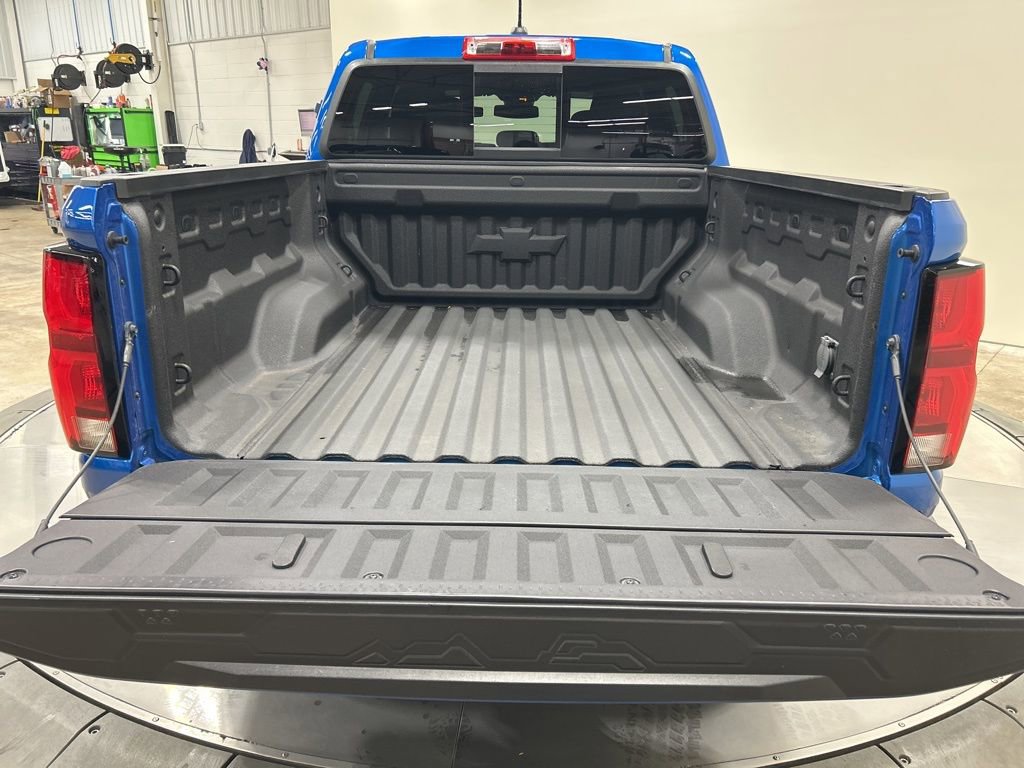 Used 2023 Chevrolet Colorado Z71 w/ Z71 Convenience Package 2 image 28