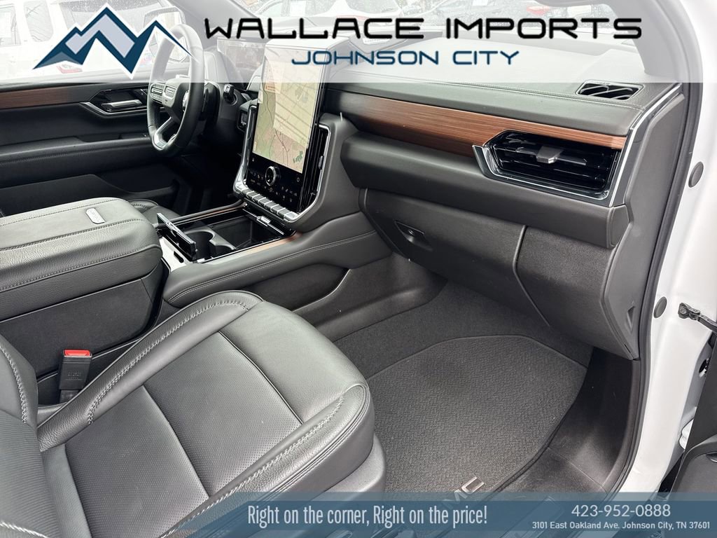 Used 2025 GMC Yukon Denali AWD/4WD image 39