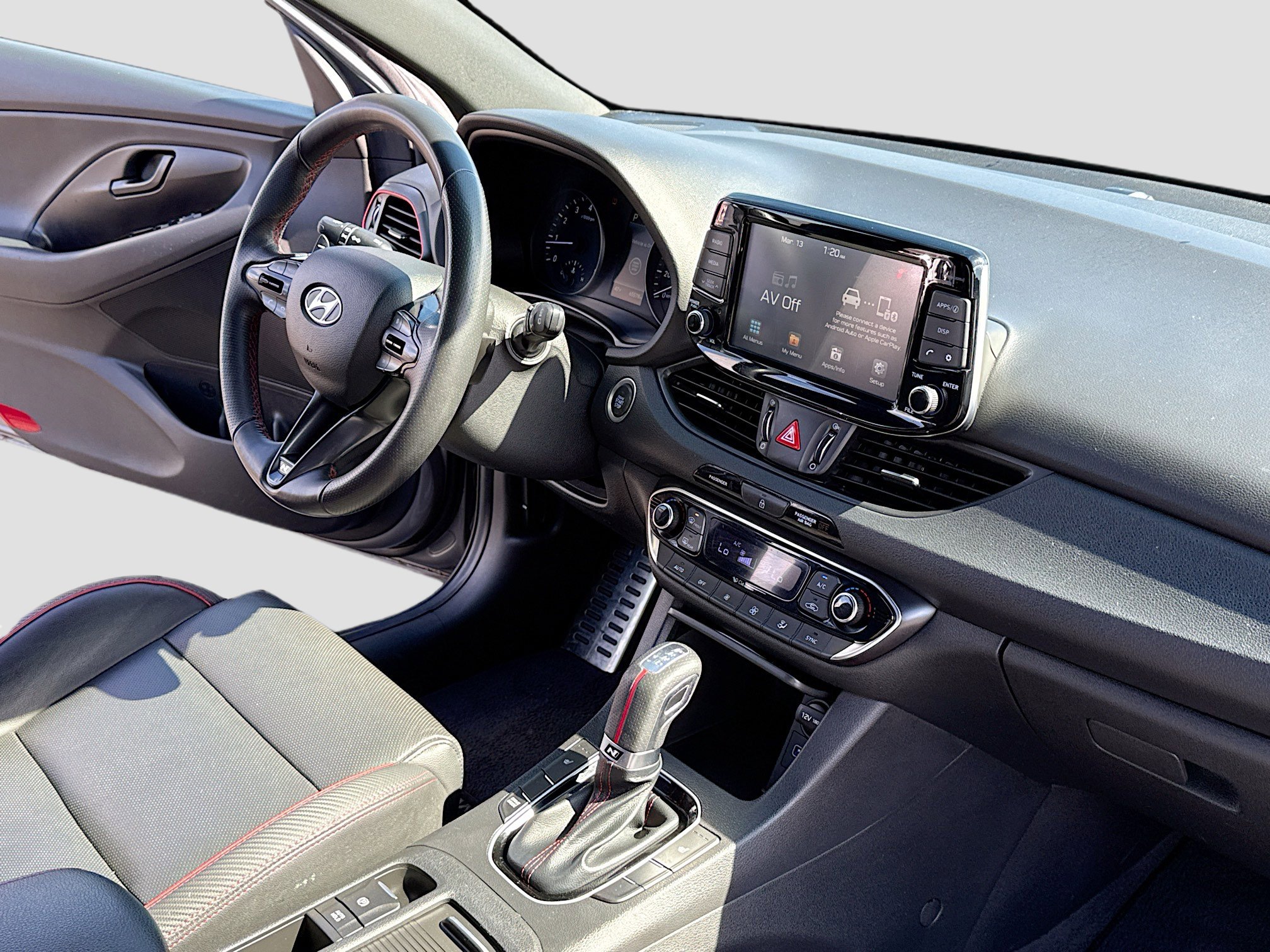 Used 2020 Hyundai Elantra GT N Line image 5