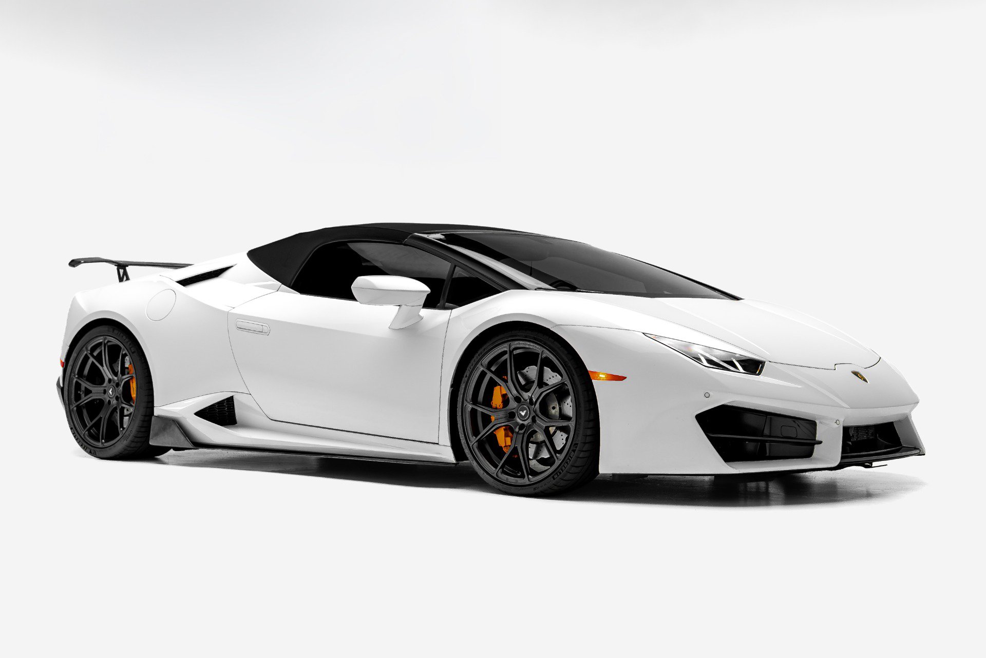 Used 2017 Lamborghini Huracan LP 580-2 RWD image 5