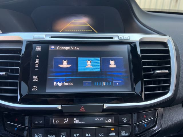 Used 2016 Honda Accord Touring image 24