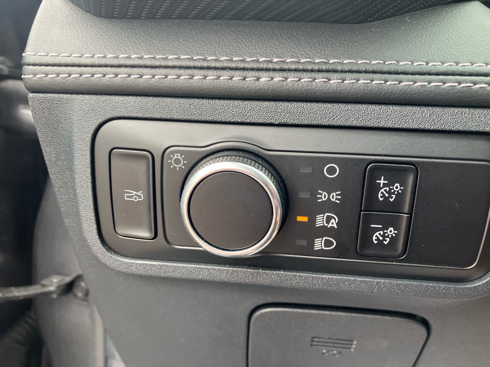 Used 2025 Ford Mustang Premium RWD image 14