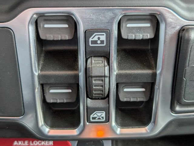 Used 2021 Jeep Gladiator Mojave image 17
