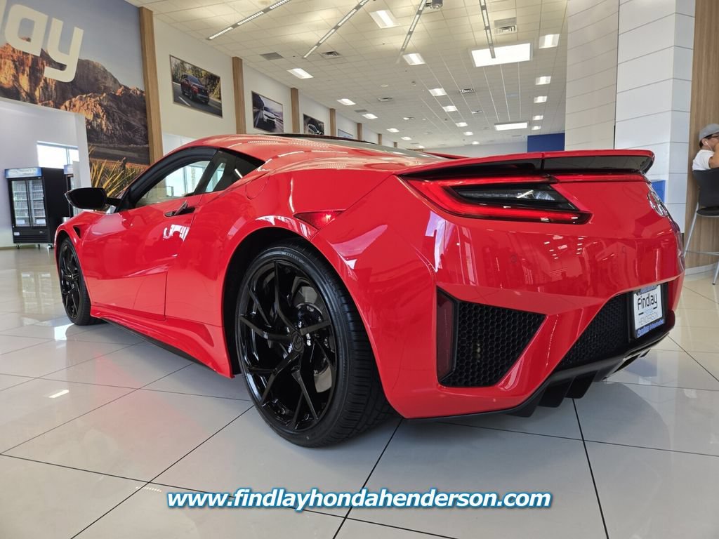Used 2017 Acura NSX AWD/4WD image 4