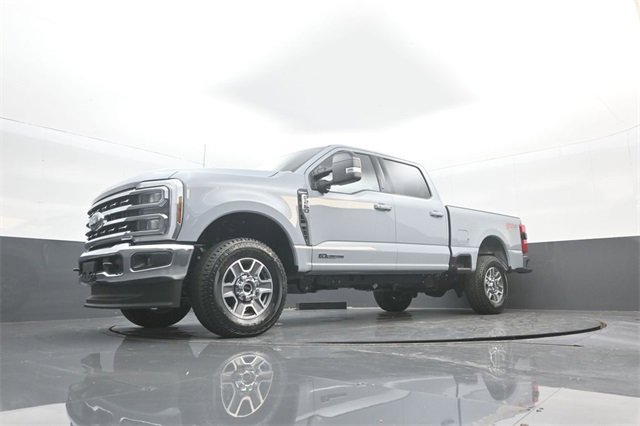 New 2026 Ford F250 Lariat w/ FX4 Off-Road Package image 25